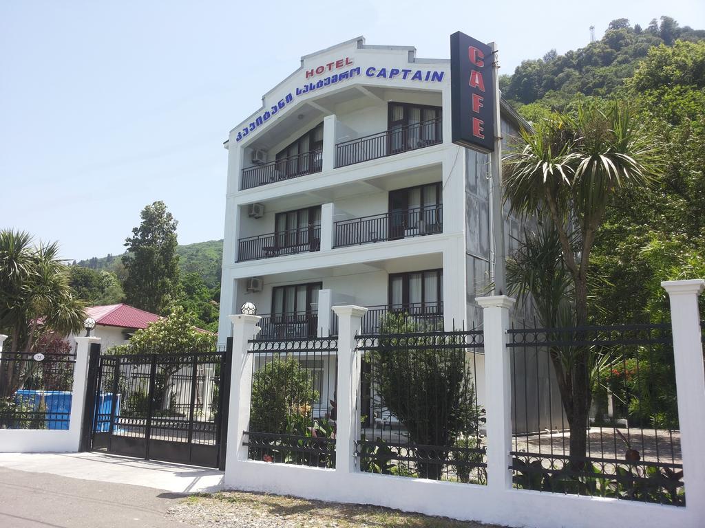 Hotel Captain Гоніо Екстер'єр фото
