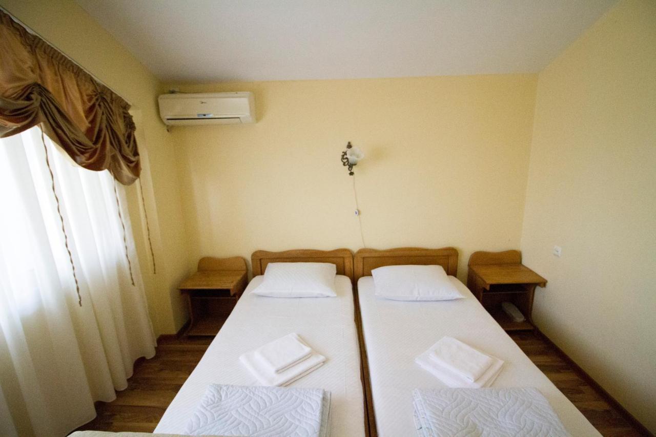 Hotel Captain Гоніо Екстер'єр фото